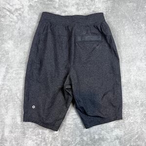 Lululemon Mens Linerless Athletic Short Charcoal Sz S Performance Stretch